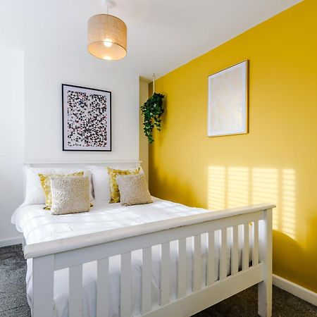 Large 7 Bedroom Town House In Chester City Centre Екстер'єр фото