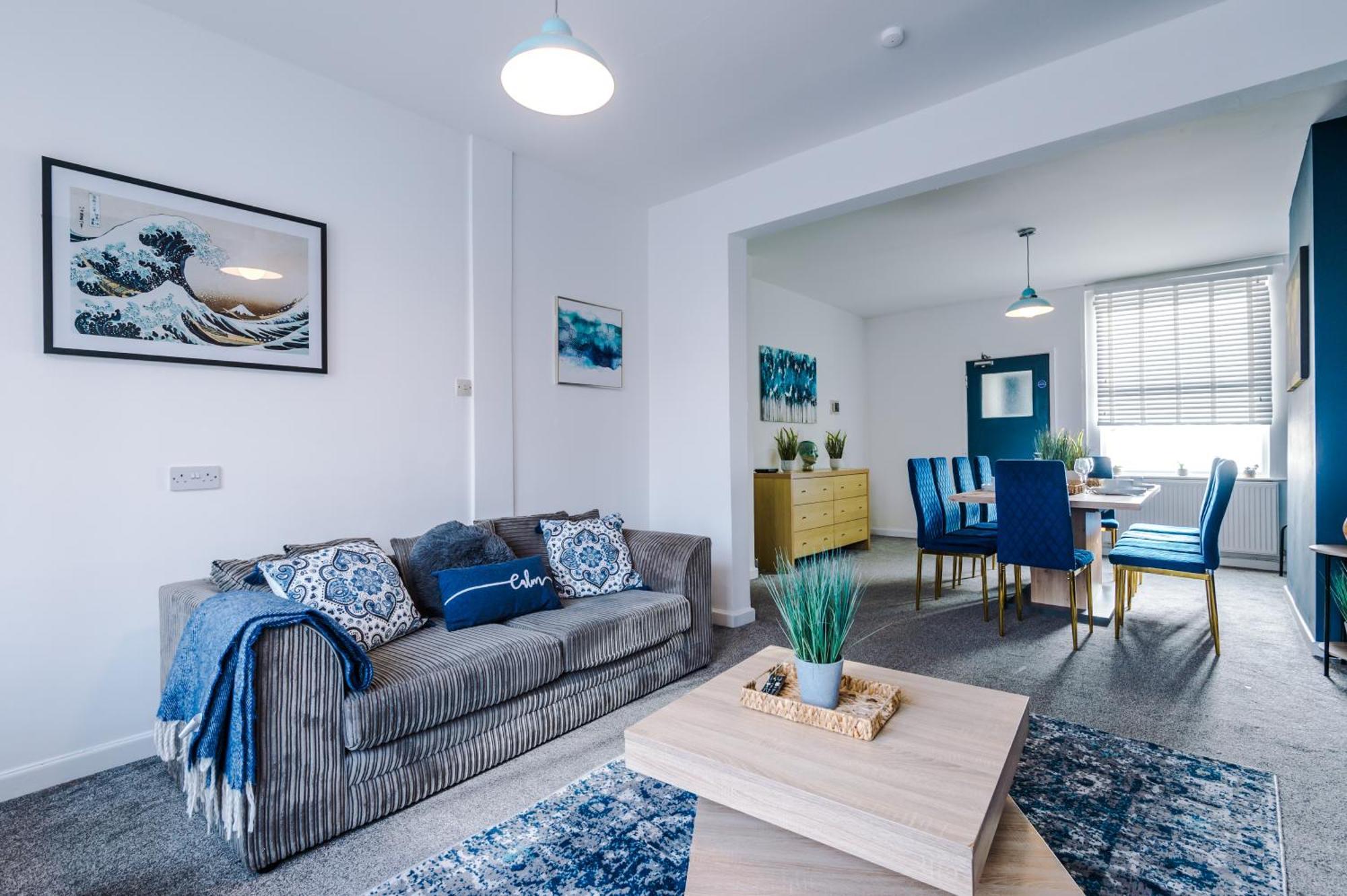 Large 7 Bedroom Town House In Chester City Centre Екстер'єр фото