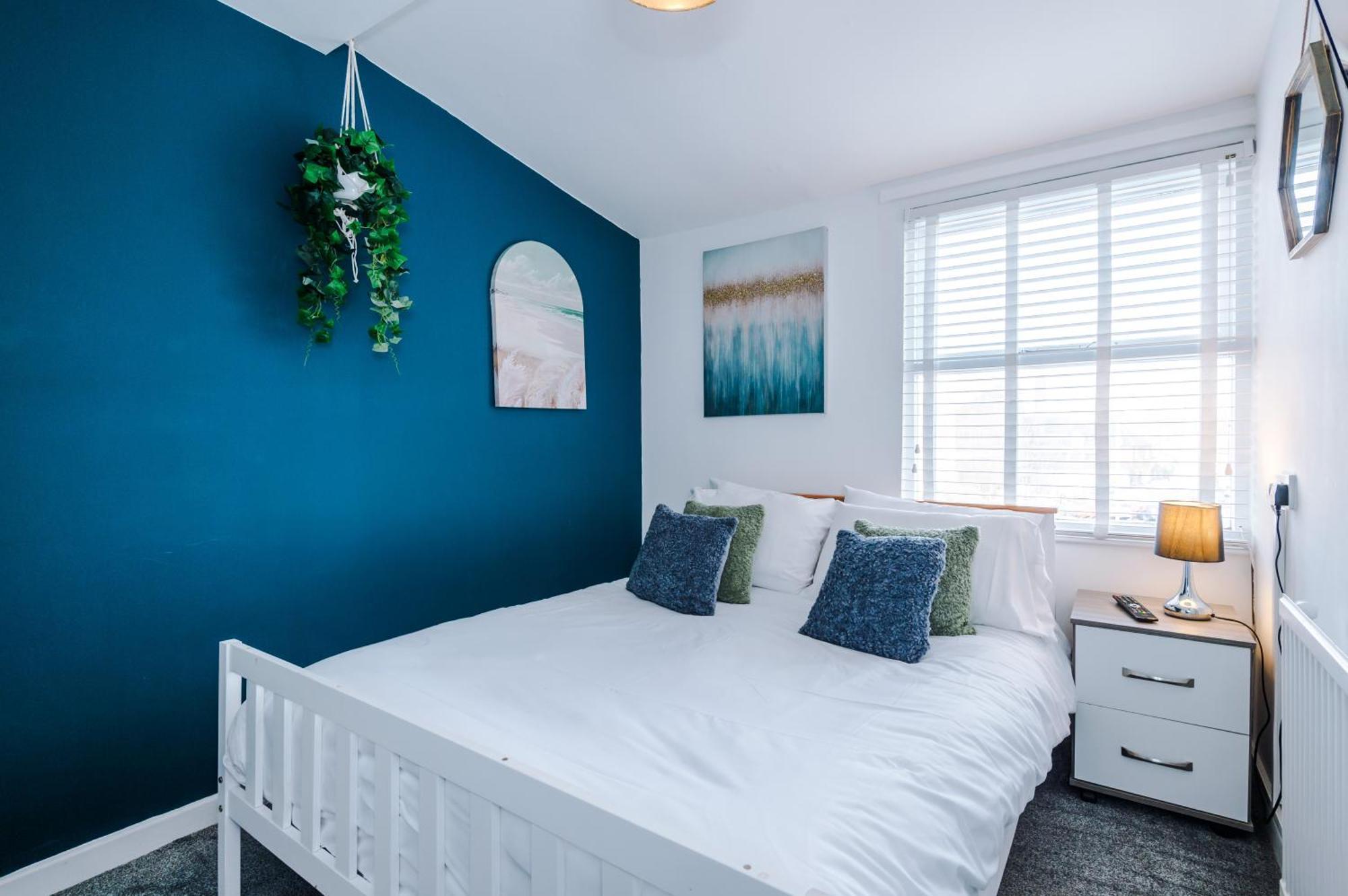 Large 7 Bedroom Town House In Chester City Centre Екстер'єр фото