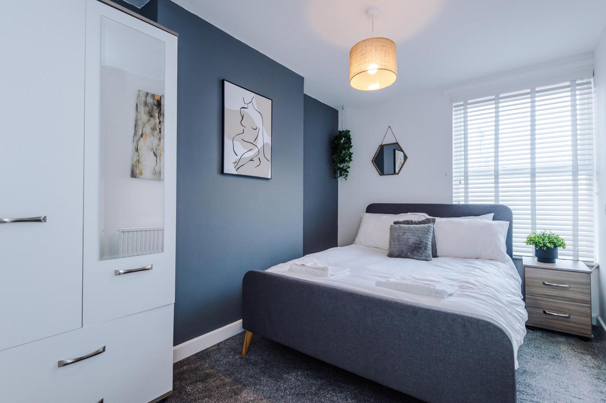 Large 7 Bedroom Town House In Chester City Centre Екстер'єр фото