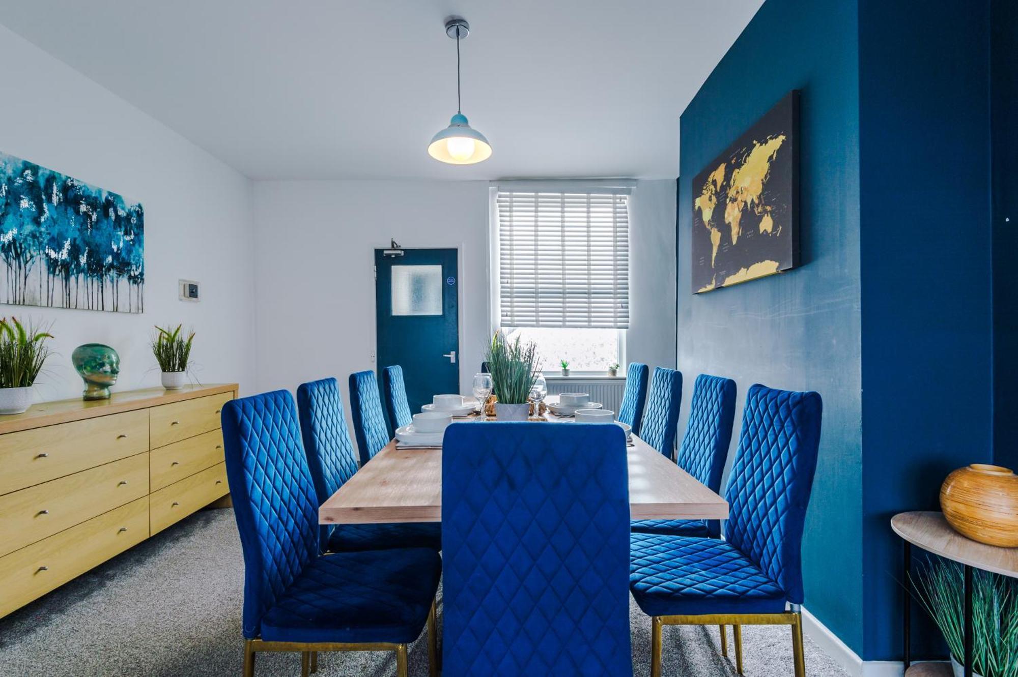Large 7 Bedroom Town House In Chester City Centre Екстер'єр фото