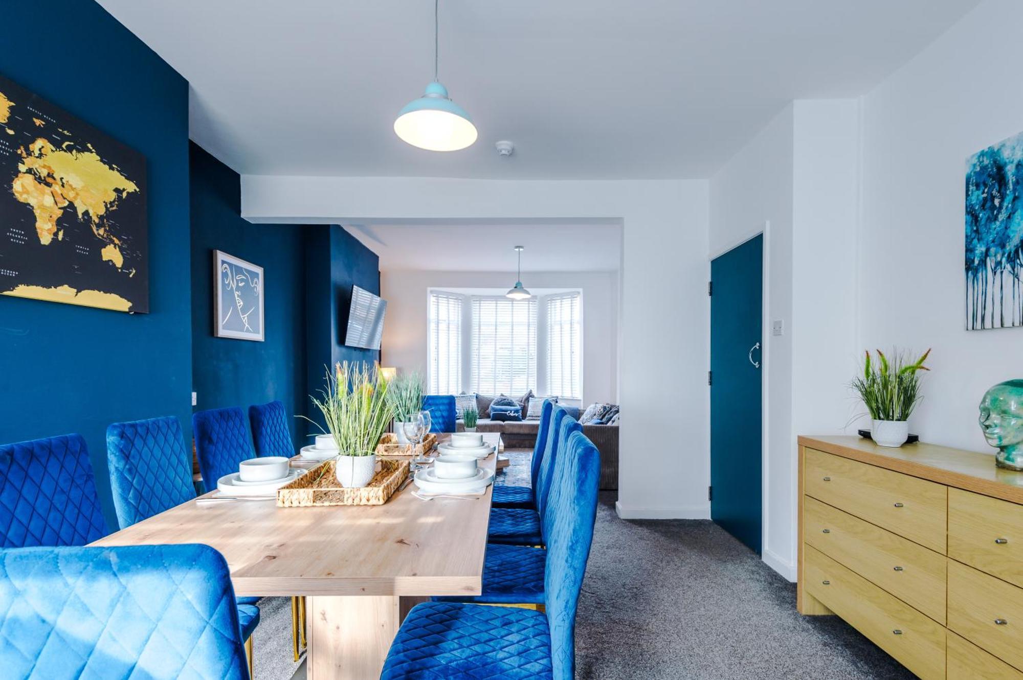 Large 7 Bedroom Town House In Chester City Centre Екстер'єр фото