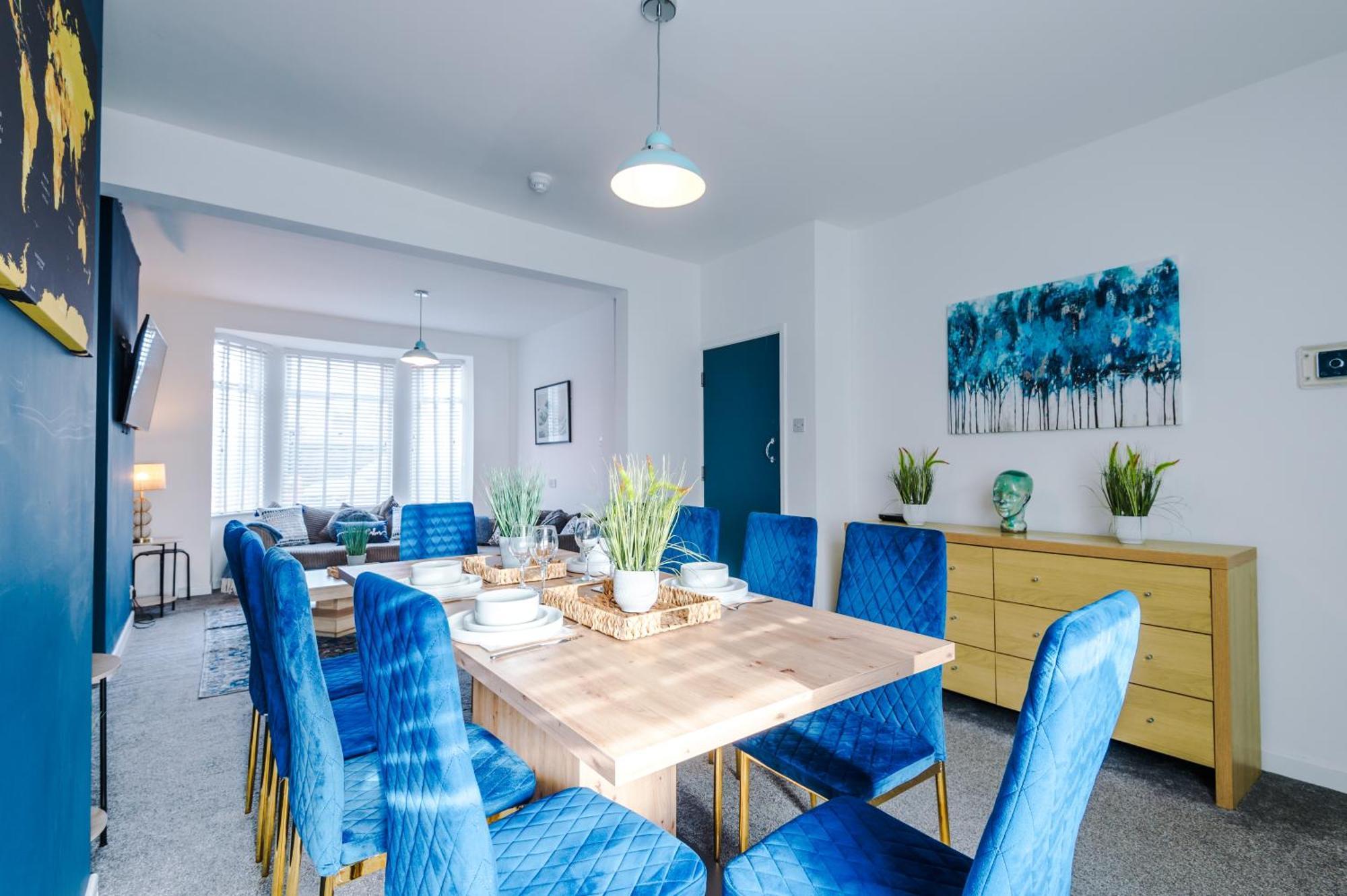 Large 7 Bedroom Town House In Chester City Centre Екстер'єр фото