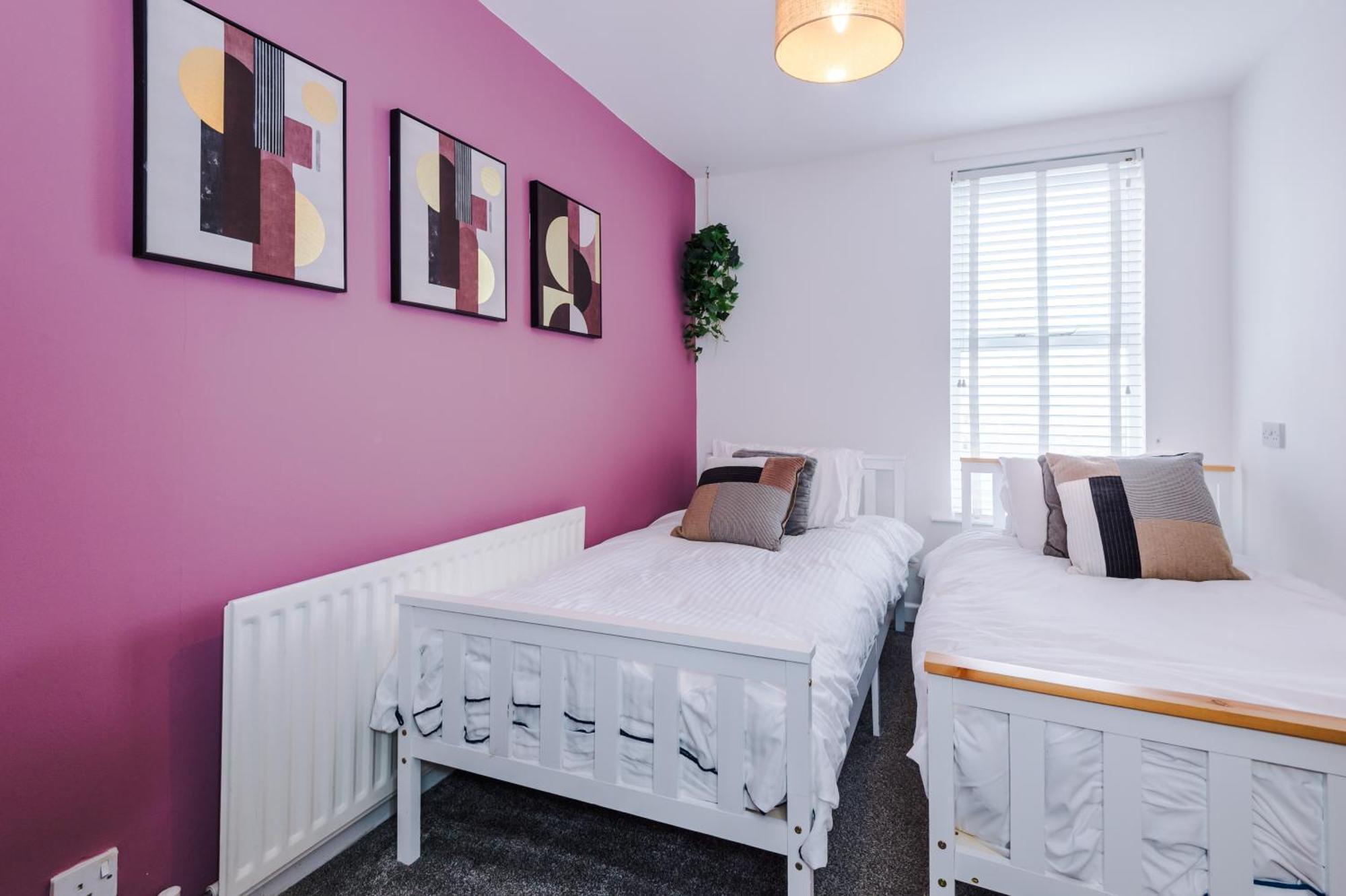 Large 7 Bedroom Town House In Chester City Centre Екстер'єр фото